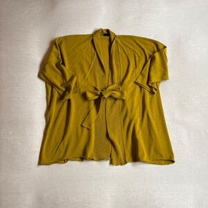 Kimono Style Cardigan Wrap by Bitta Kai Rand | Scandi